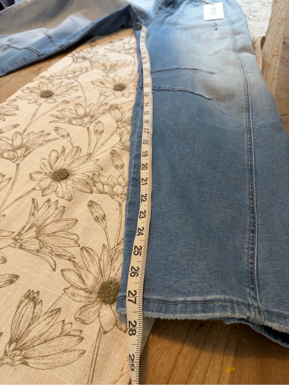 Zenana Outfitters Light Blue Barrel Jeans with Stretch - Picture 10 of 10
